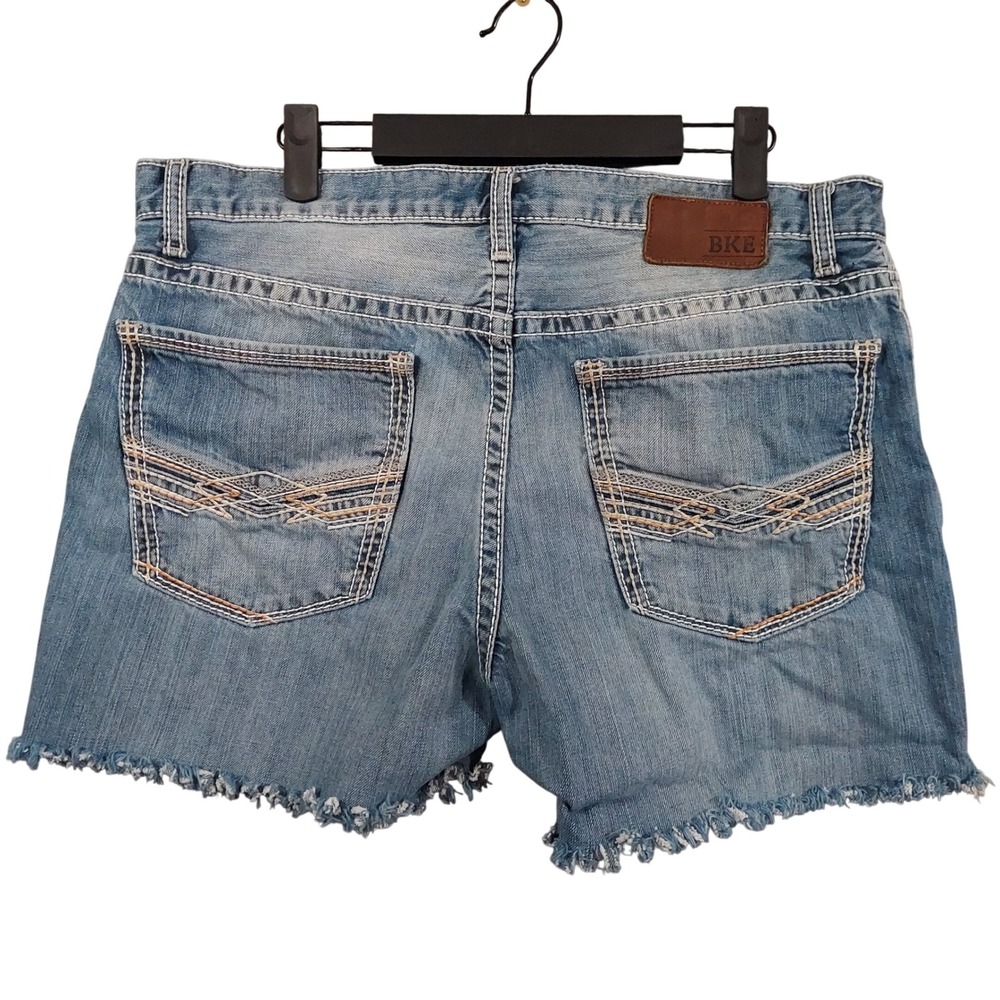 BKE Ryan Denim Shorts Men 36 Blue Straight Leg Frayed Hem Contrast Stitch 11969